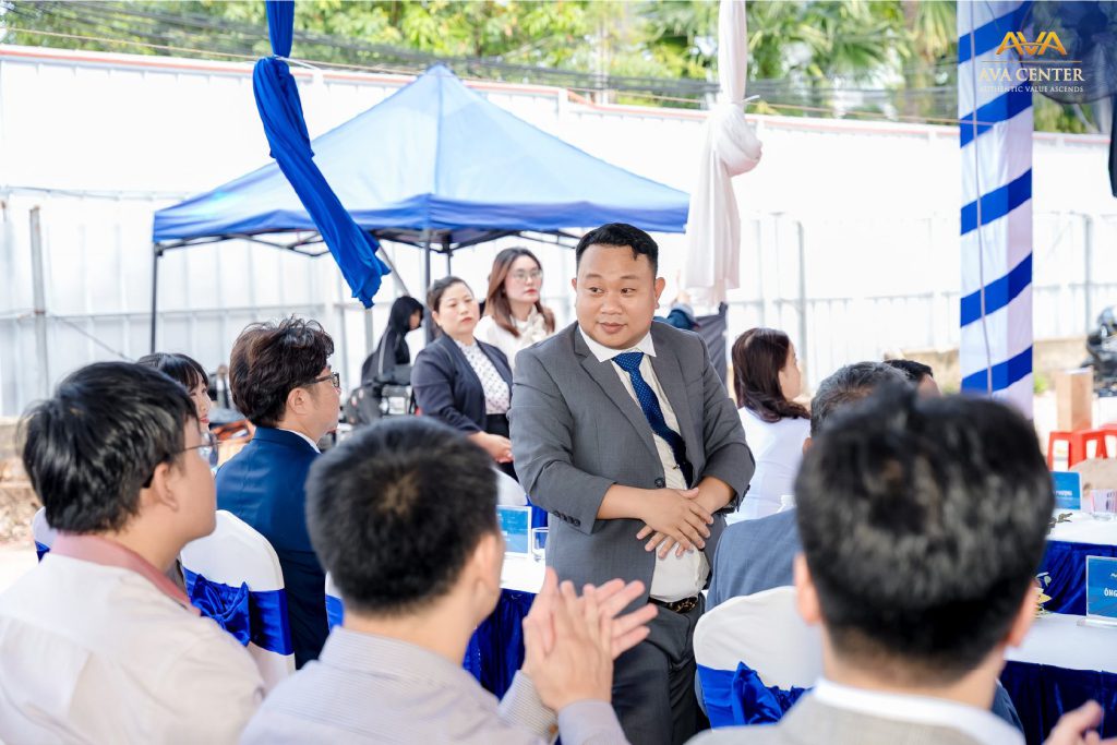 Khách mời lễ khởi công